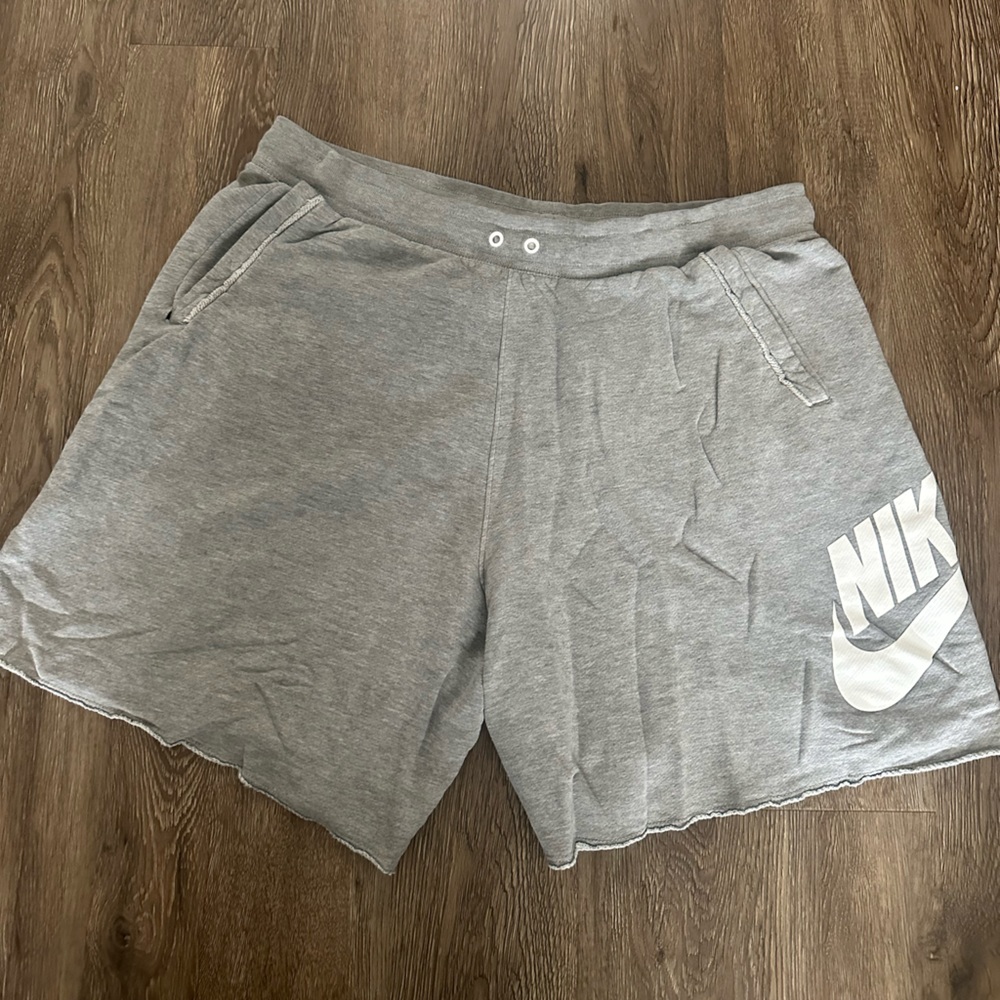 Men’s Nike shorts